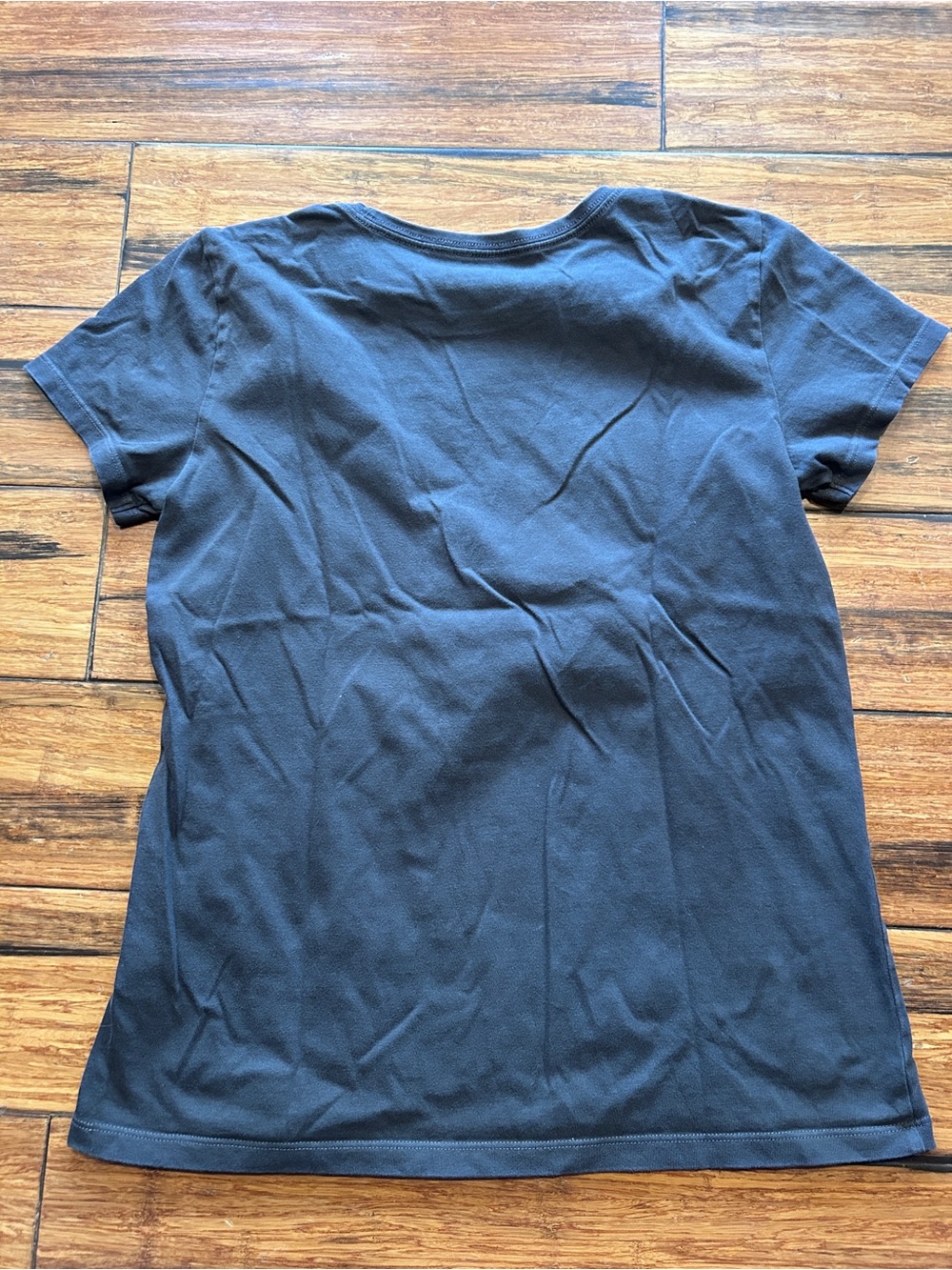 Life is Good Crusher t-shirt. Van Go. Size Women’s M. Charcoal Grey. - Picture 4 of 5